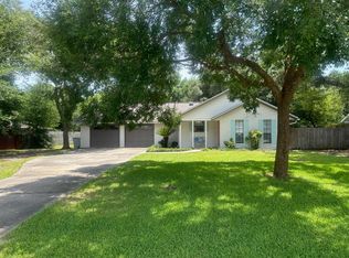 8817 Kiwi Pl, Navarre, FL 32566