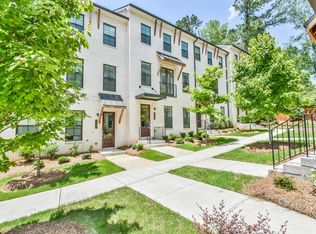 6020 Saffron Way, Roswell, GA 30076