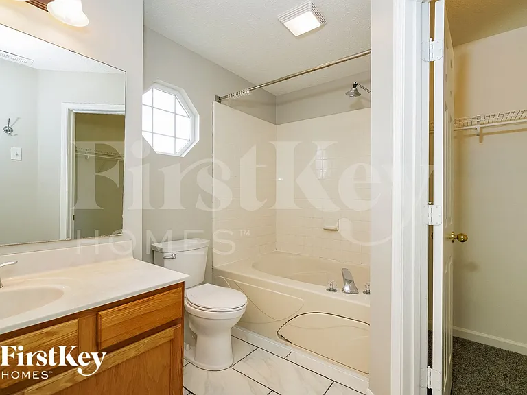 10741 Newgate Ln — Photo 9