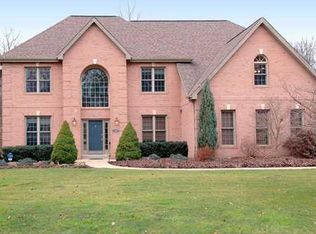 131 Preserve Valley Rd, Cranberry Township, PA 16066