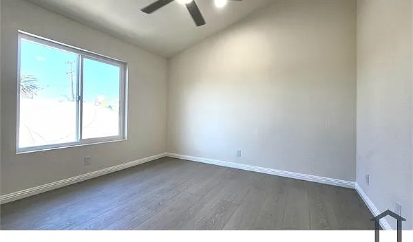 1617 E 6th St #302 — Photo 11