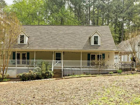 61 Dawson Ln, Pittsboro, NC 27312