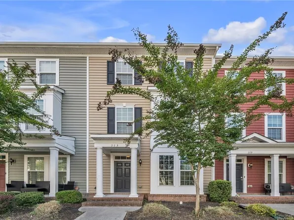 273 Tigerlilly Dr, Portsmouth, VA 23701