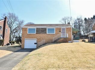 4421 Woodhill Dr, Homestead, PA 15120