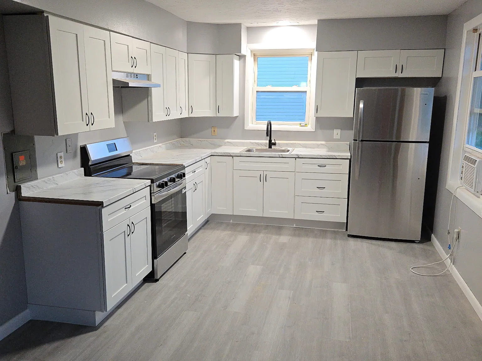 Parkview Place Apartments — Photo 2