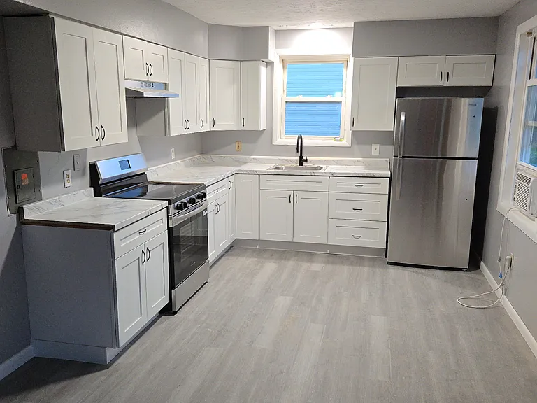 Parkview Place Apartments — Photo 2