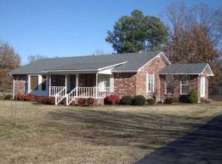 140 Jaggers Ln, Savannah, TN 38372