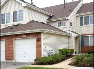 2777 Odlum Dr, Schaumburg, IL 60194
