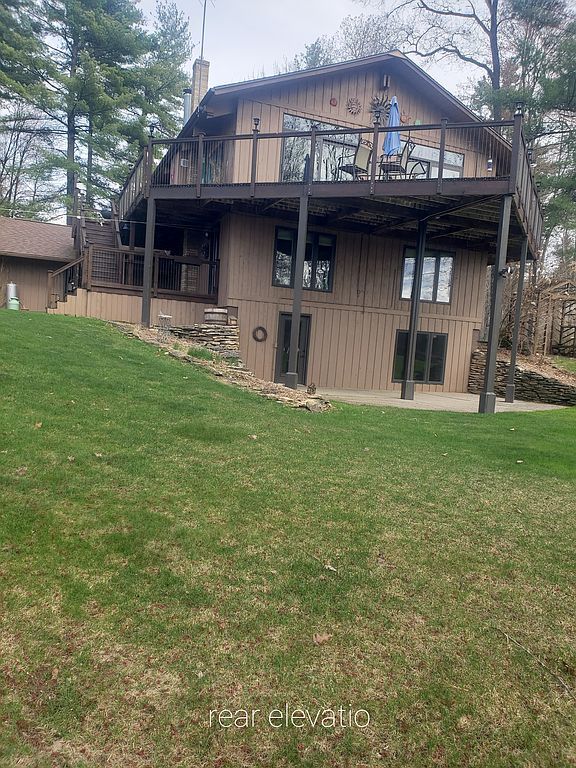 W7748 Woodland Dr - Property Image
