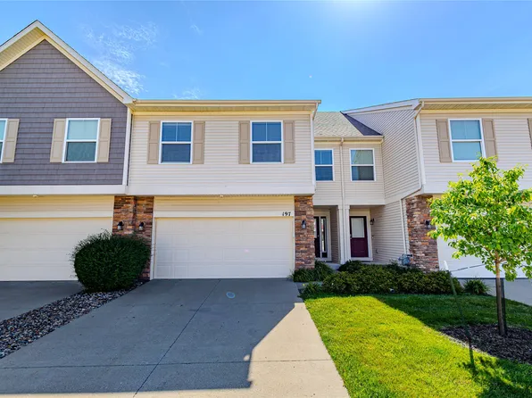 197 79th St, West Des Moines, IA 50266
