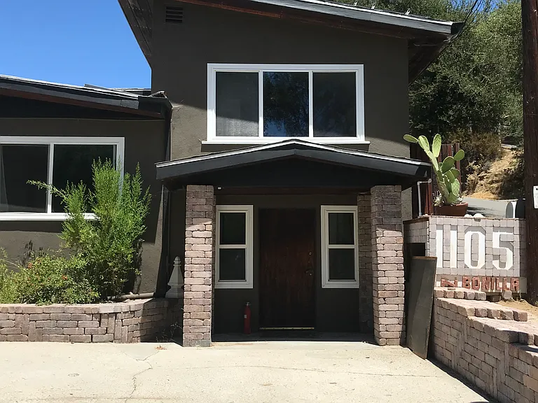 1105 Bonilla Dr — Photo 2