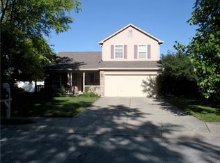 1130 N Threshing Ct, Cumberland, IN 46229