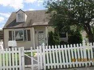 8215 Watersedge Rd, Baltimore, MD 21222