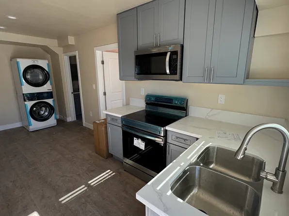 911 E 6th St #921, Pomona, CA 91766
