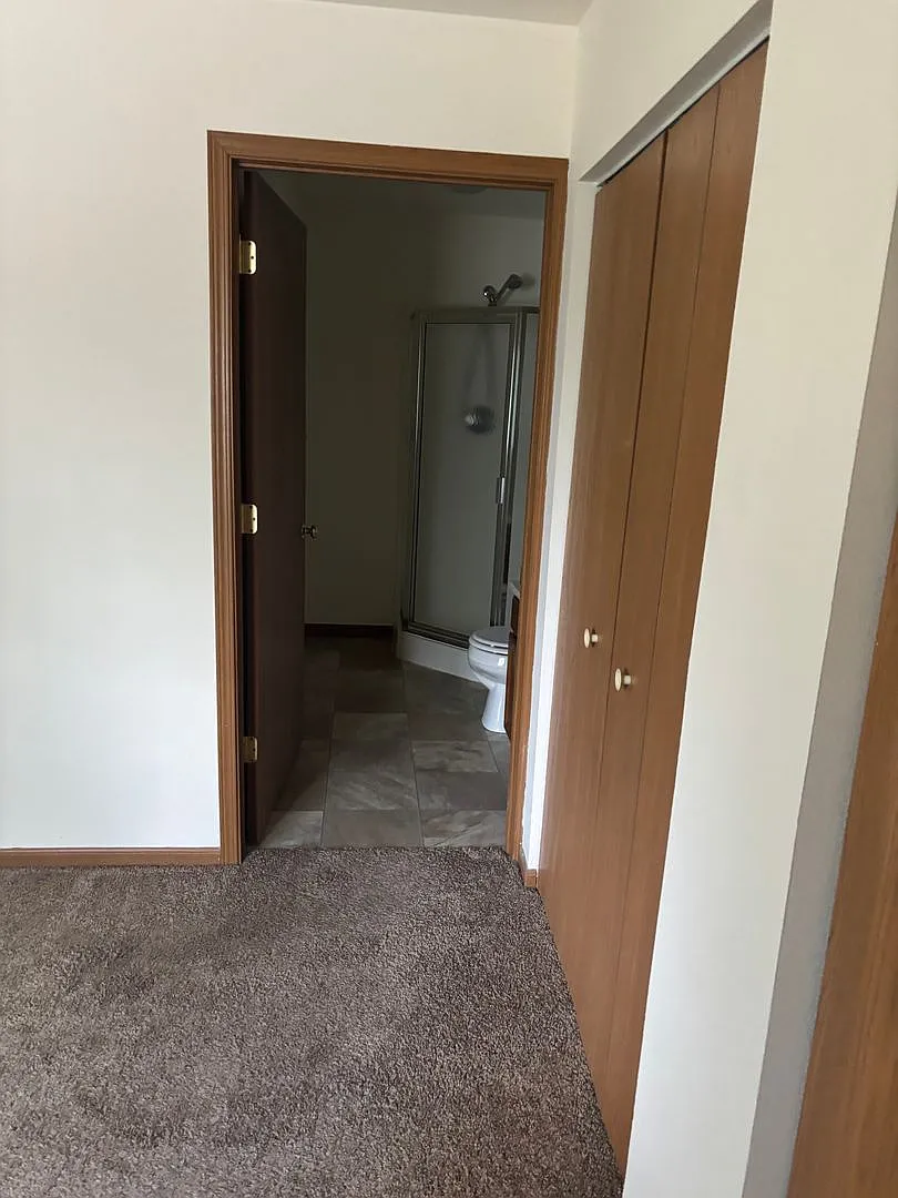 Larabee Street Apartments, LLC — Photo 3