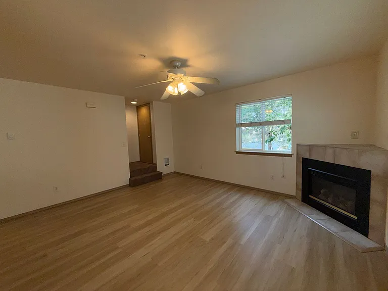 1726 - McArthur Family Trust — Photo 16