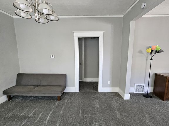4th image of 2519 Binney St