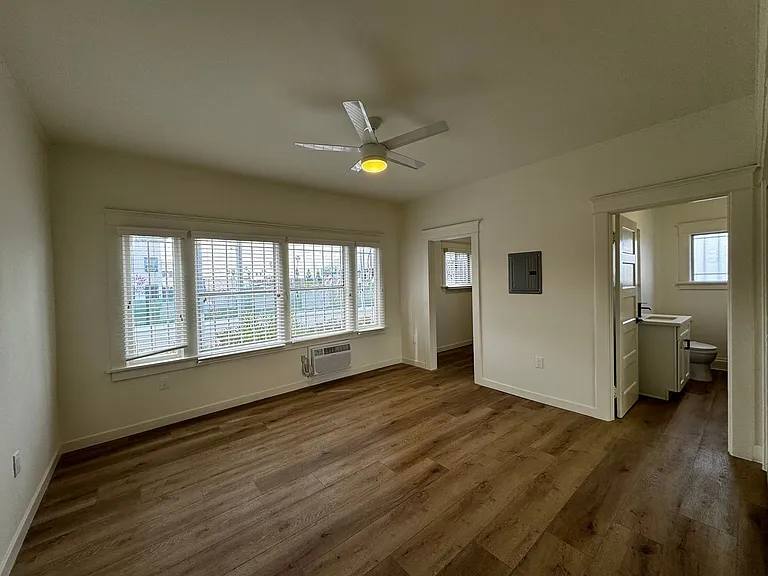3855 Flower Dr — Photo 3