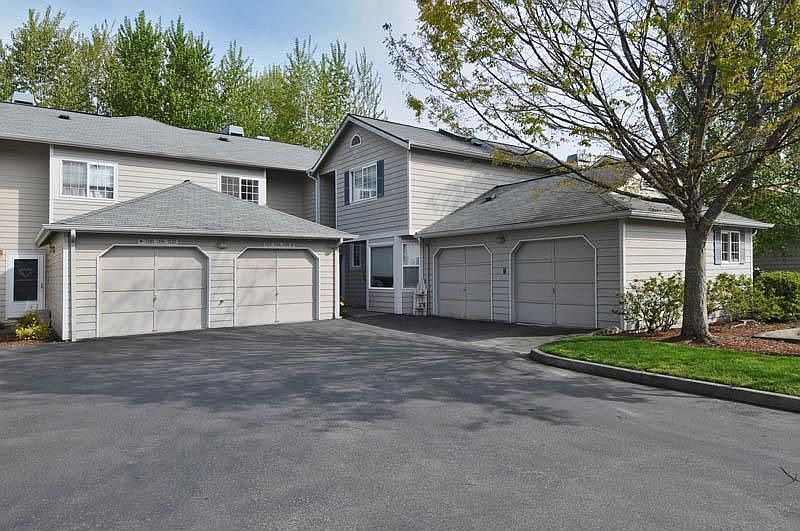 1st image of 7122 NE 171st Ln