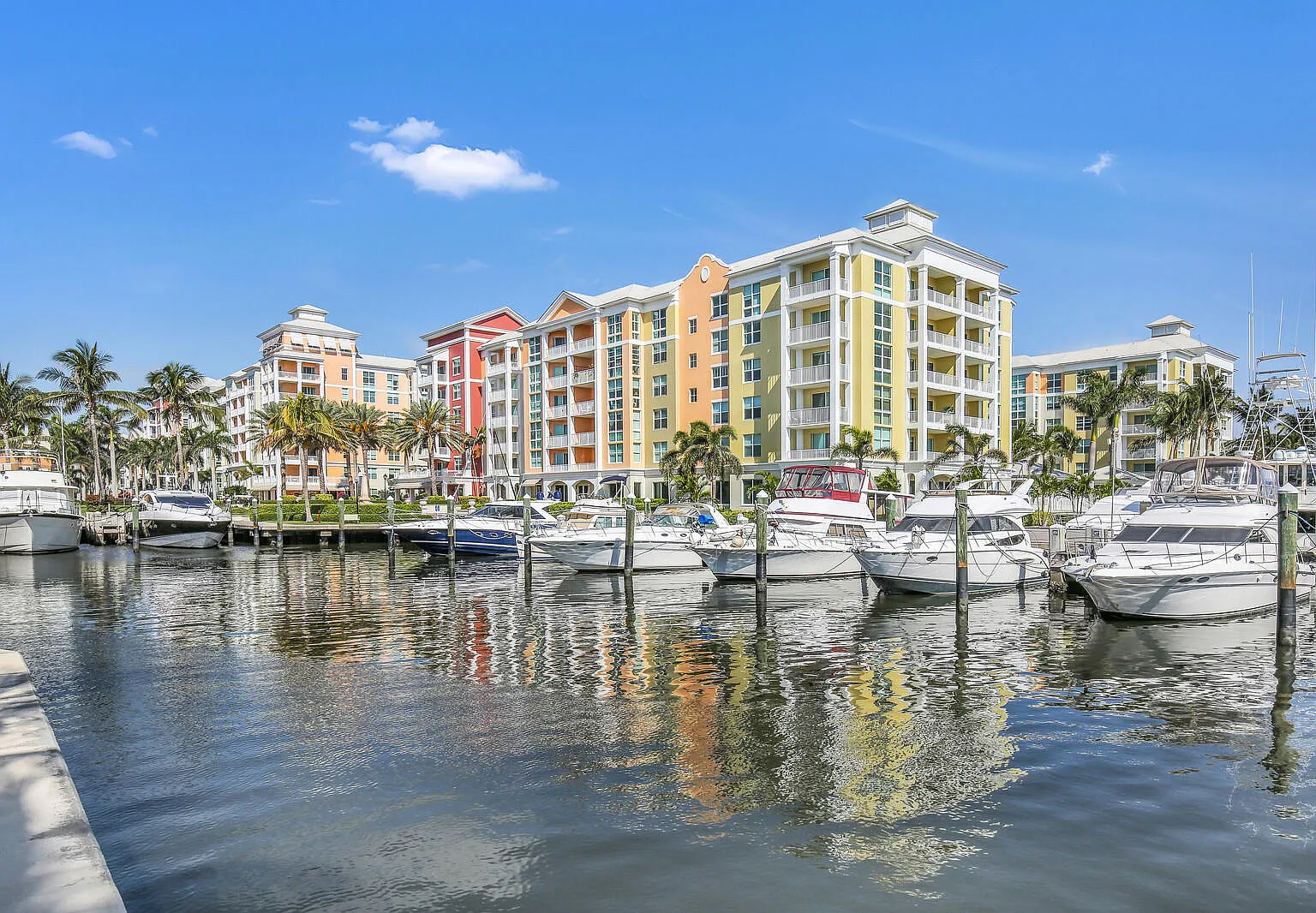 2 bed, 2.0 bath, 1265 sqft, $2,600 — Photo 1