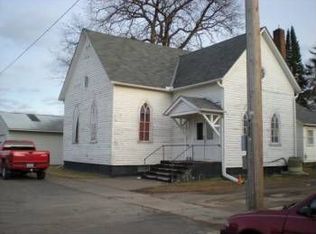 211 Central Dr W, Braham, MN 55006