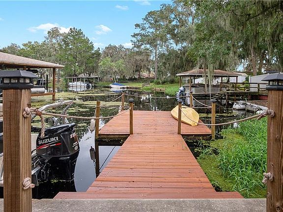 5th image of 11712 Lakeshore Dr