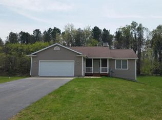 5330 Meadow Ln, Coloma, MI 49038