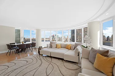 Rented by R New York