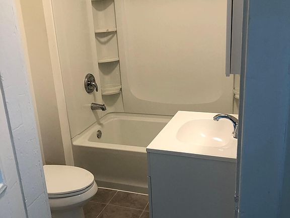 4th image of 6 N Maryland Ave #101