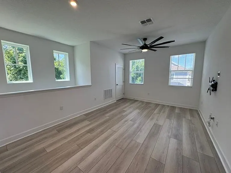 7573 Estuary Lake Loop #B — Photo 3