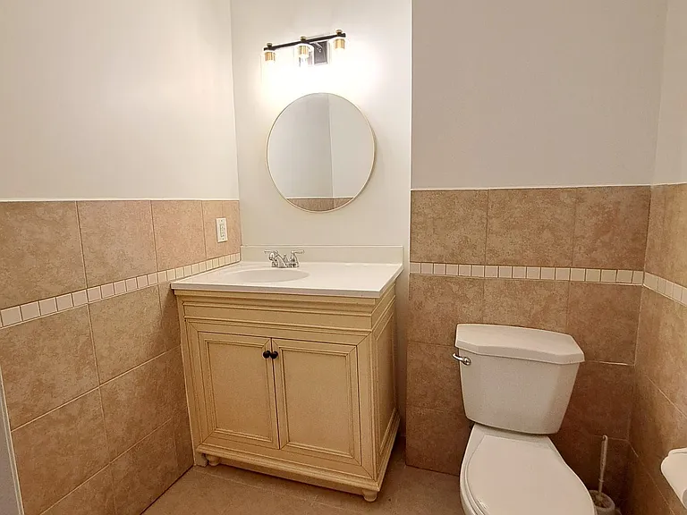 3281 Sunlight St — Photo 9