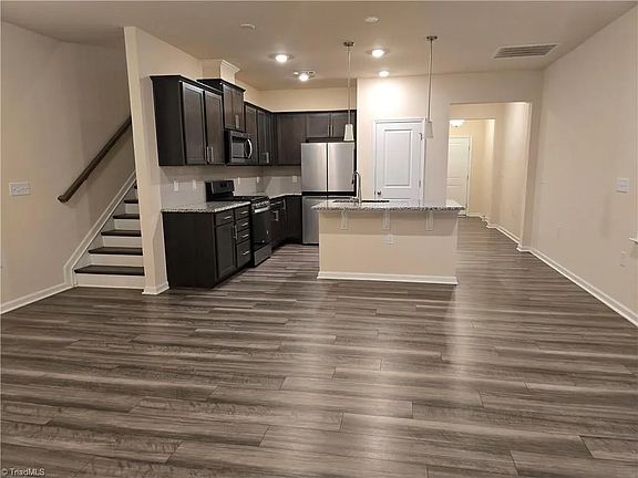 3rd image of 883 Falls Grove Trl #883