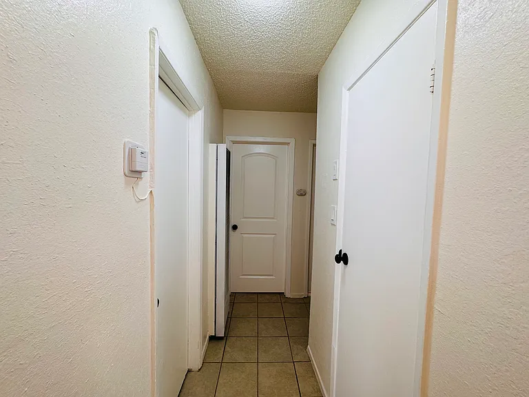 7519 California City Blvd — Photo 8