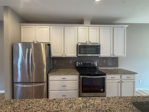 5th image of 2629 Helmsdale Cir #51