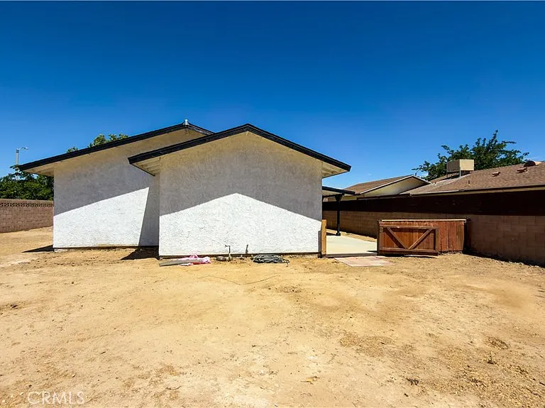 45007 Logue Ct — Photo 26
