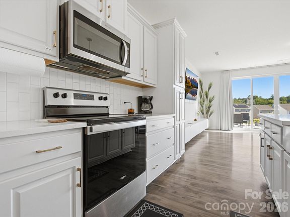 4th image of 3011 Pinehills Way
