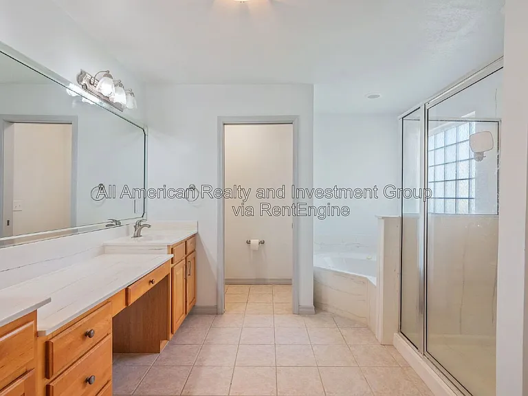 1940 Kadima Cir — Photo 18