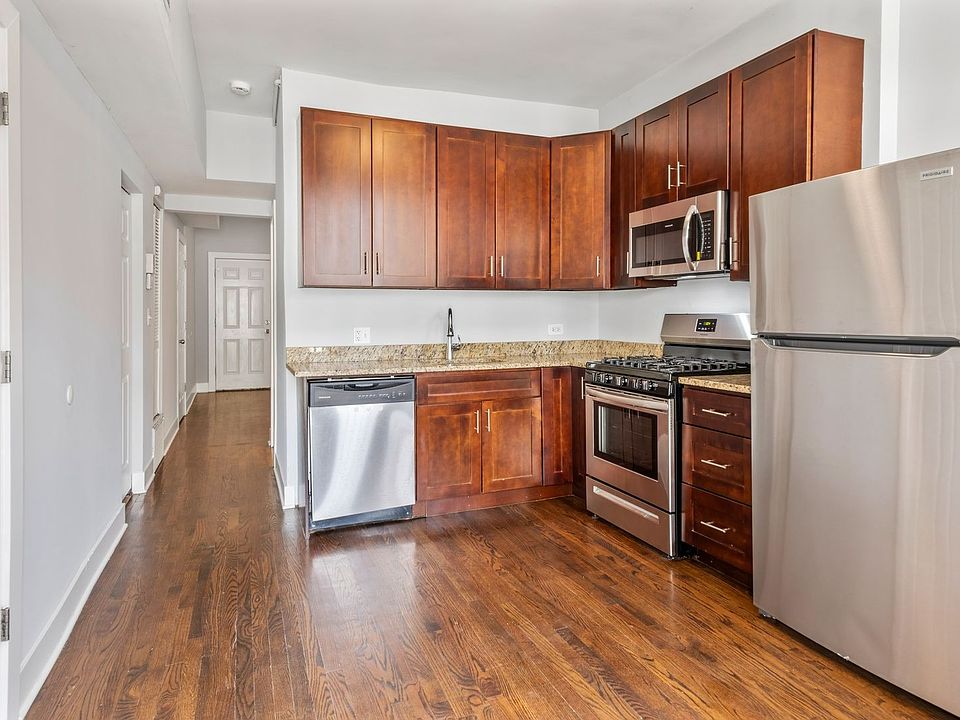 1st image of 2110 W Division St APT 3R