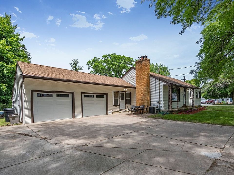 1st image of 321 Stratford Dr