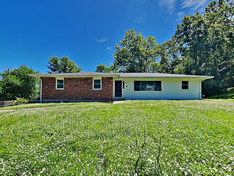 1st image of 1507 Westwood Dr