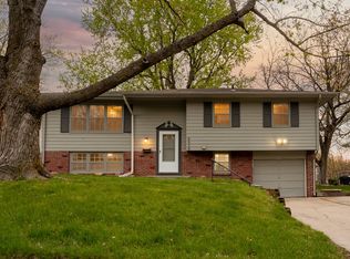 4934 S 91st St, Omaha, NE 68127