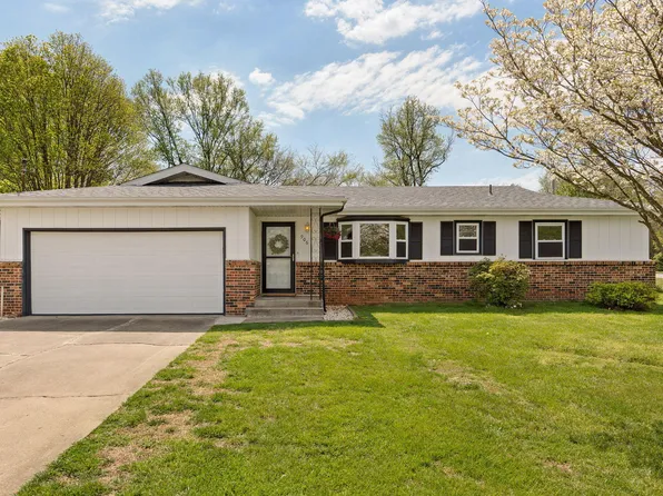 906 E Caravan Street, Springfield, MO 65803