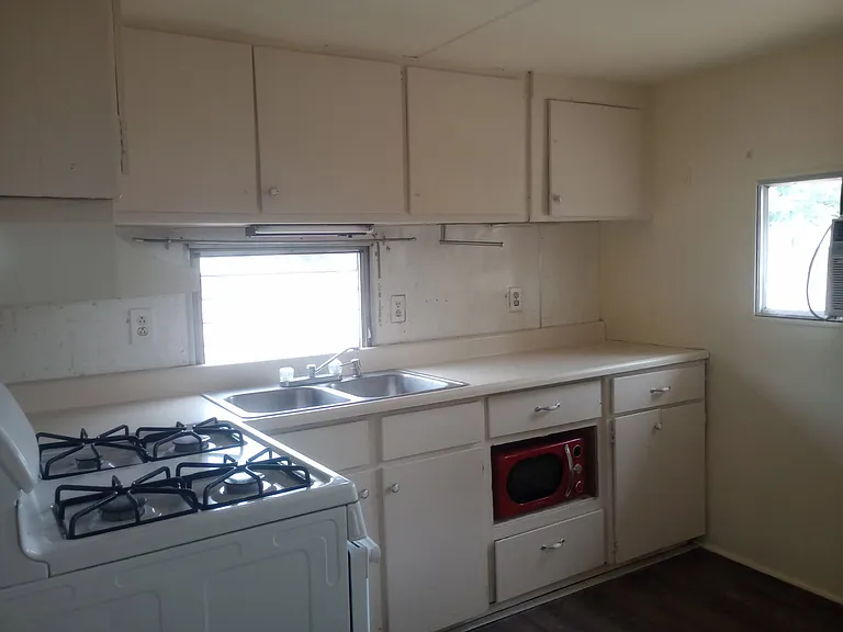 2687 Brent Ave — Photo 6