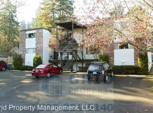 6498 Lowry Dr APT 2, West Linn, OR