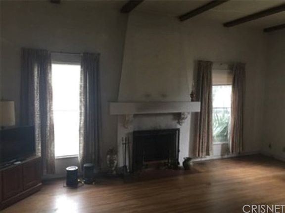 2nd image of 2228 Balsam Ave