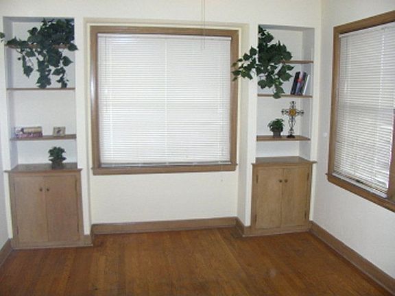5th image of 3206 N Norwood Pl