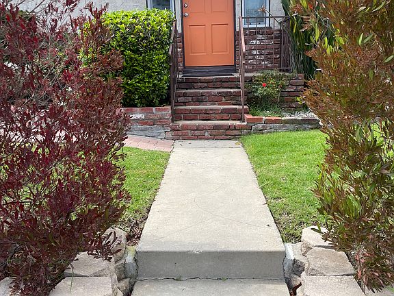 3rd image of 11125 Culver Blvd