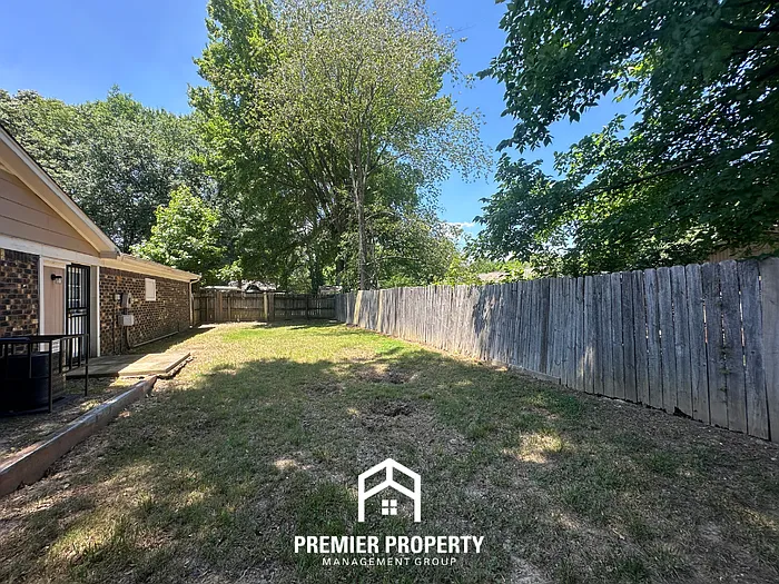 5288 Yale Rd — Photo 18