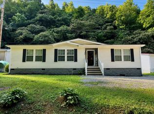 108 Coon Br, Pikeville, KY 41501