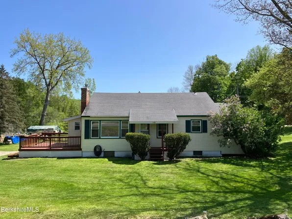 268 Us Highway 7 Rd, Lanesborough, MA 01237